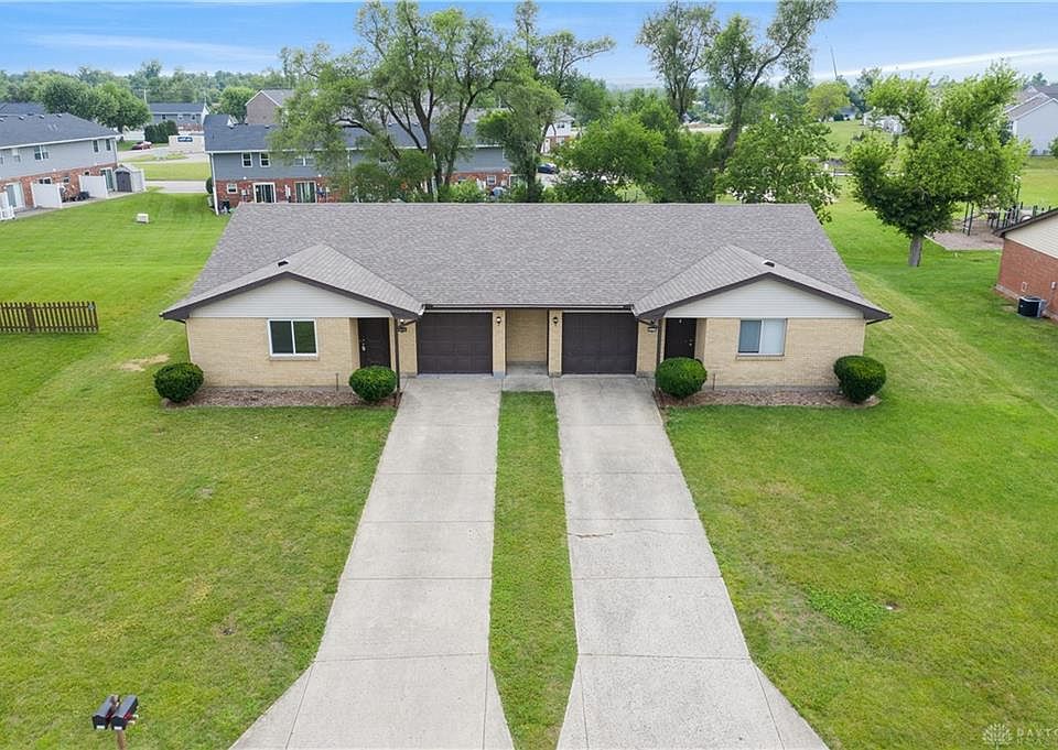 1st image of 2373 N Knoll Dr