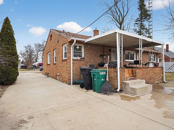 3rd image of 2020 South Cottage Avenue