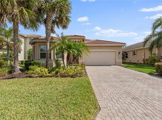 11221 Sparkleberry Dr, Fort Myers, FL 33913