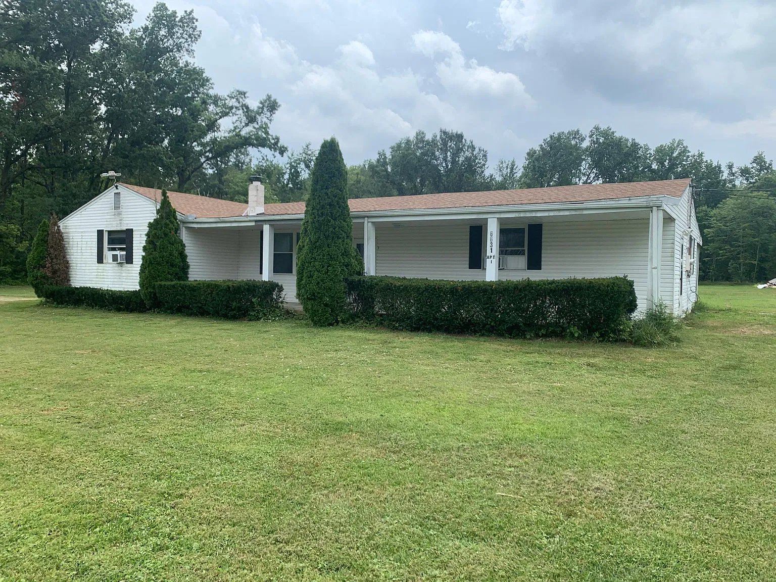 6631 Manila Rd — Photo 3