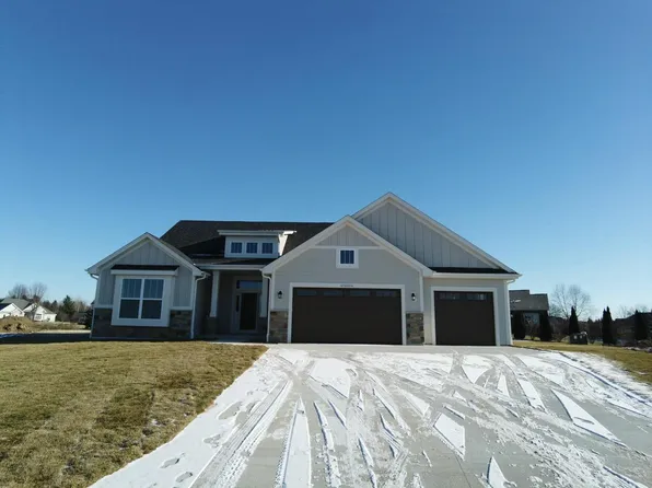 N75W24634 Lauren COURT, Sussex, WI 53089