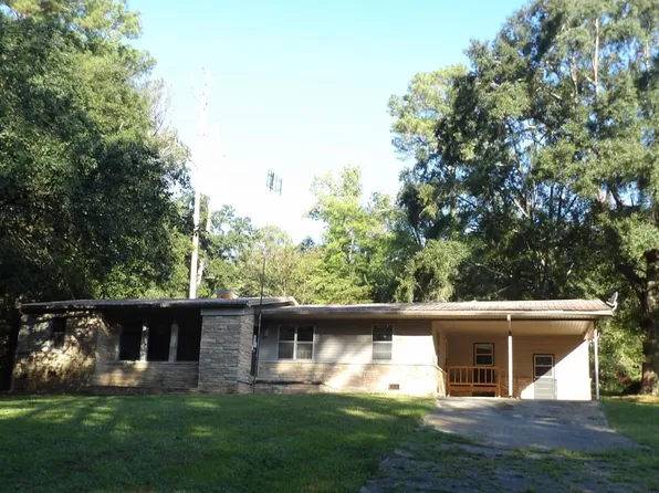 1425 Mitchell Pines Trl, Decatur, AL 35603