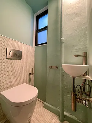 Rented by Building Equity Real Estate LLC | media 14