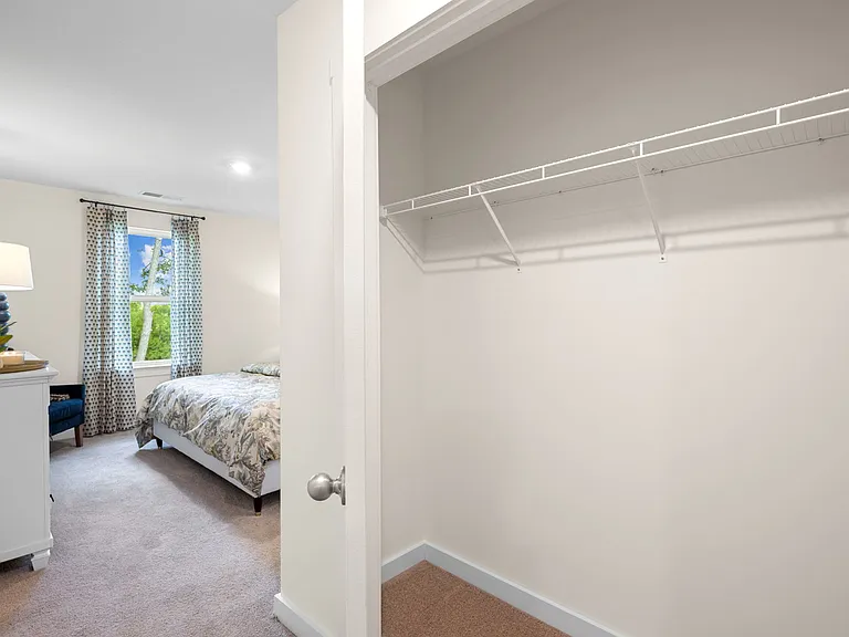 4244 Belcourt Ln NE — Photo 14