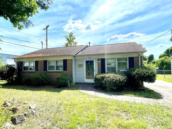 2637 Dalecrest Dr, Charlotte, NC 28269
