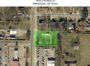 1905 Powell St, Springdale, AR 72764