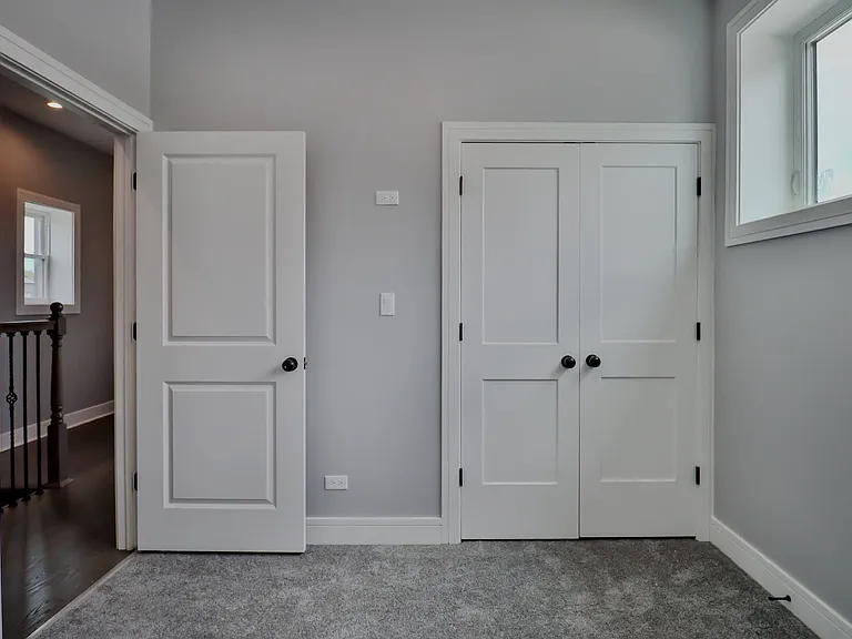 4827 S Saint Lawrence Ave #3 — Photo 9