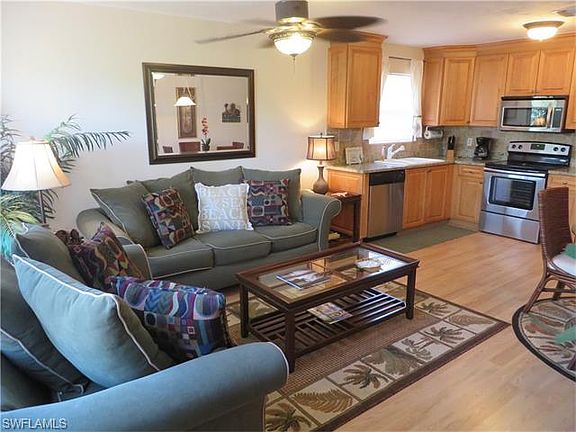 5th image of 5370 Estero Blvd #15