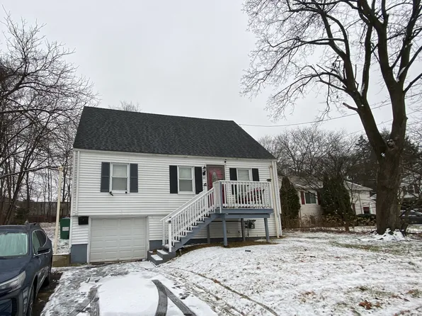 10 Woodford Drive, Bloomfield, CT 06002