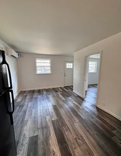 189 Welworth St Photo 1