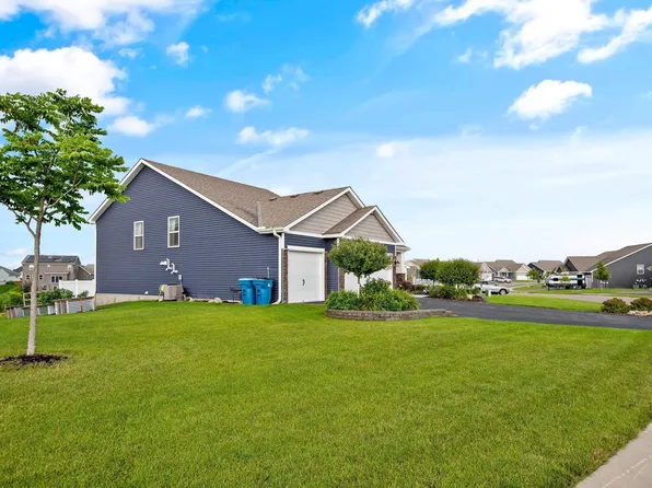 10057 189th Ave NW, Elk River, MN 55330