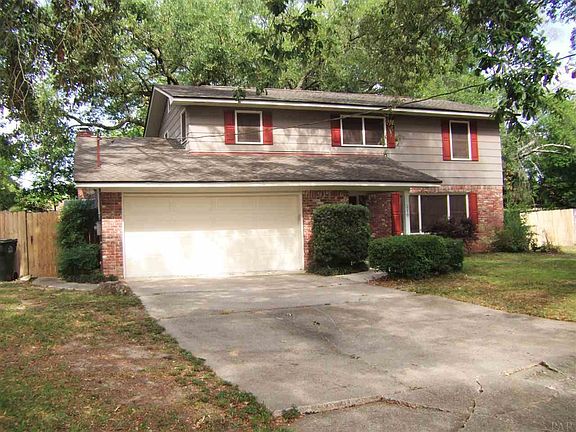3rd image of 218 Strickland Pl