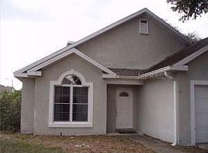 3rd image of 603 Weybridge Ct