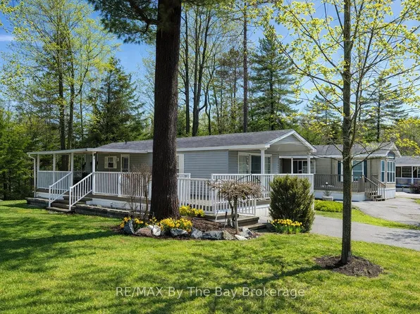 32 Temagami Trl, Wasaga Beach, ON L9Z 1X7