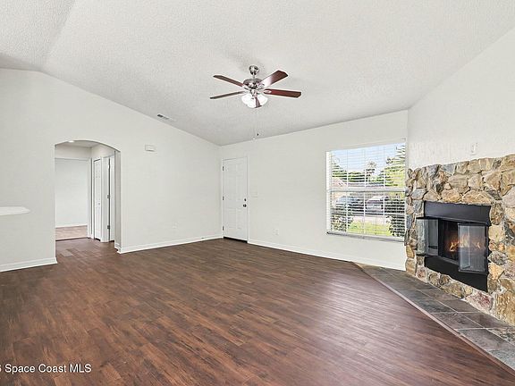 2nd image of 6236 Brandt St