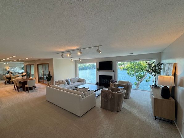1211 Lake Shore Dr #245-C