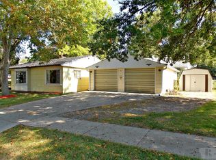 901 N 4th St, Marshalltown, IA 50158
