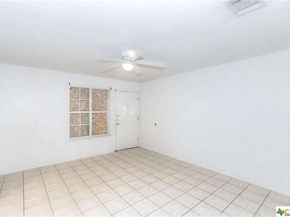 4th image of 3401 Barcelona Dr