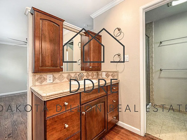 2508 Willowdale Dr — Photo 10