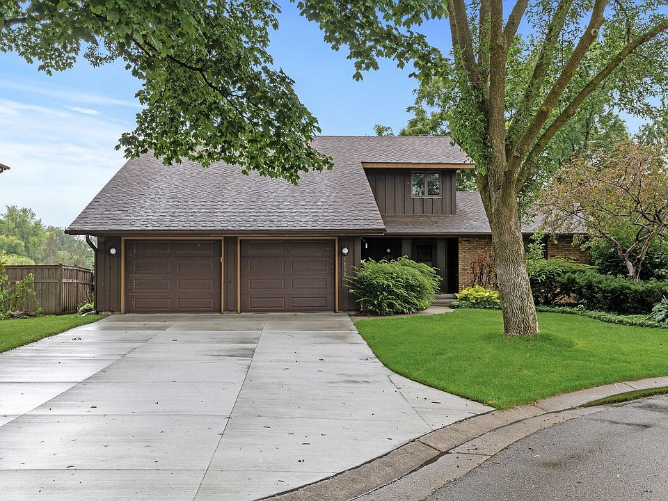 1st image of 1252 Willow Ln
