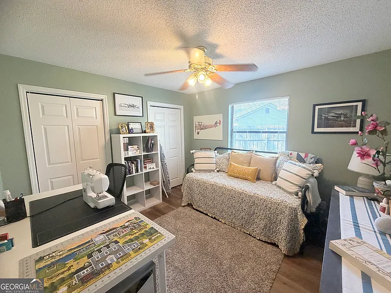 130 Woodvalley Dr — Photo 18