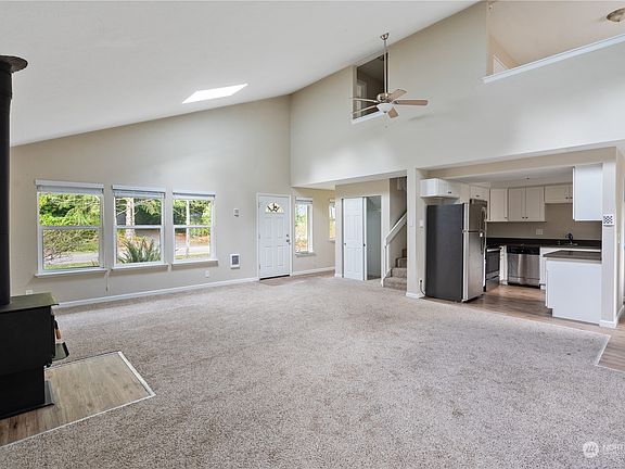 3rd image of 7775 NE Seawind Avenue