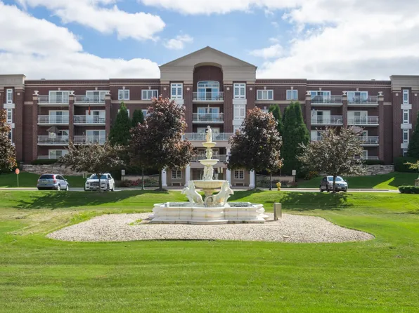 7011 W Touhy Ave, Niles, IL 60714
