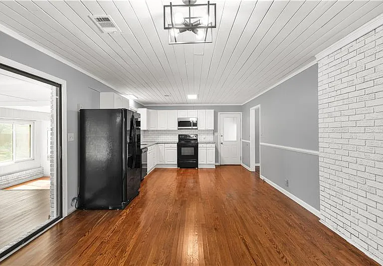 626 Grayson Pkwy — Photo 9