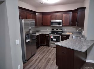 18103 Addington Dr, Walled Lake, MI 48390