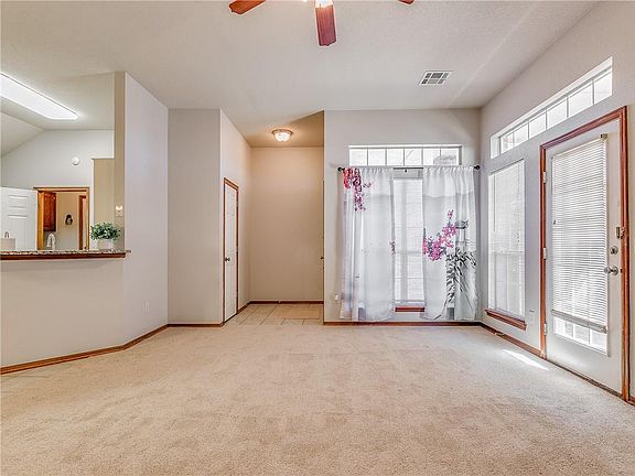 5th image of 1100 SW 25th St