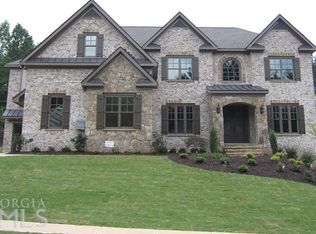 2749 Kelly Cove Dr, Buford, GA 30519