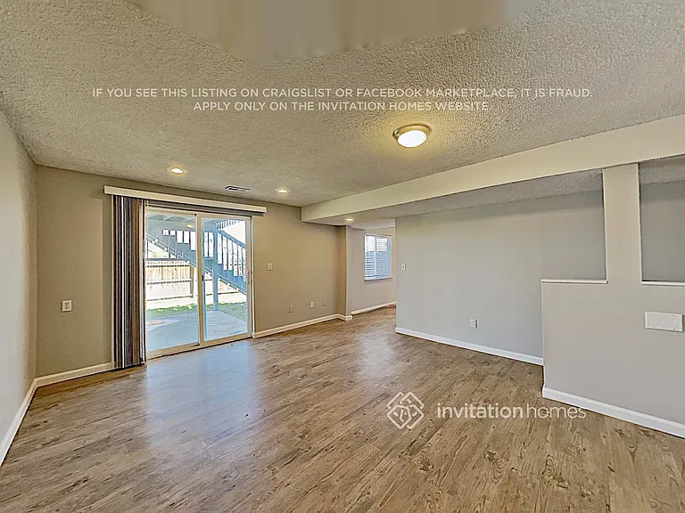 19322 E Purdue Cir — Photo 12