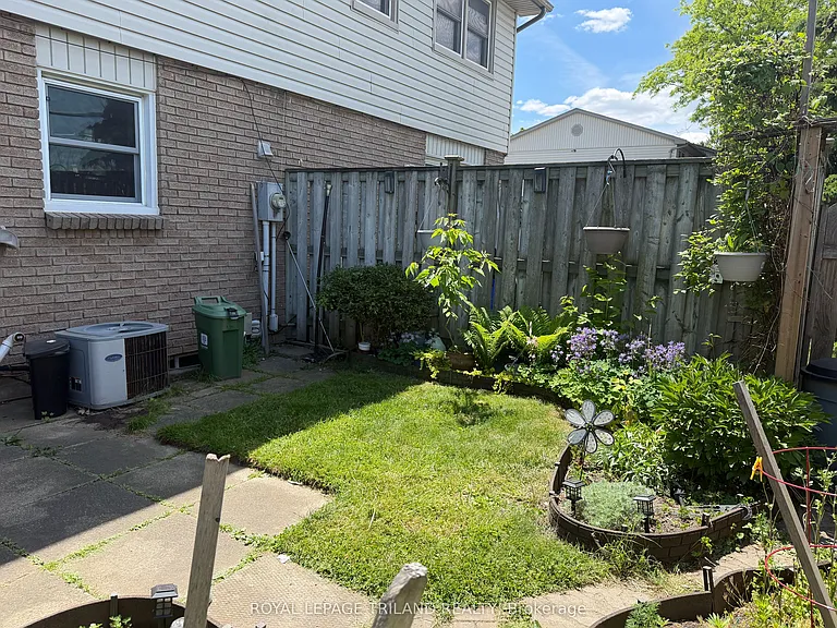 690 Little Grey St #40 — Photo 17