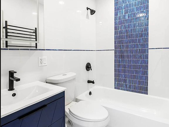 5th image of 363 Sumpter St #5D