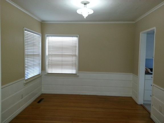 4th image of 61 Quincy Ave