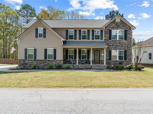 111 Armistead Ln, Easley, SC 29642