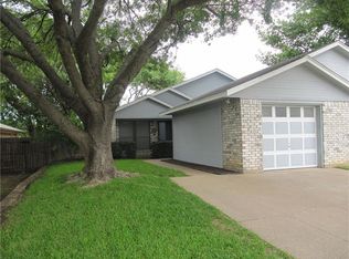 4219 Wingrove Dr, Arlington, TX 76015