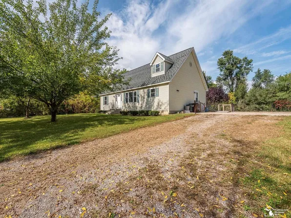 16420 Sherman Rd, Milan, MI 48160