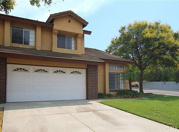 4th image of 15931 Oak Canyon Dr