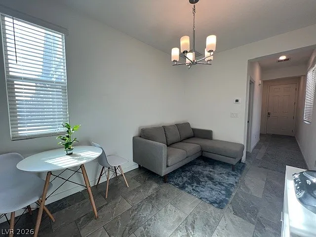 1 bed, 1761 sqft, $1,200 — Photo 2
