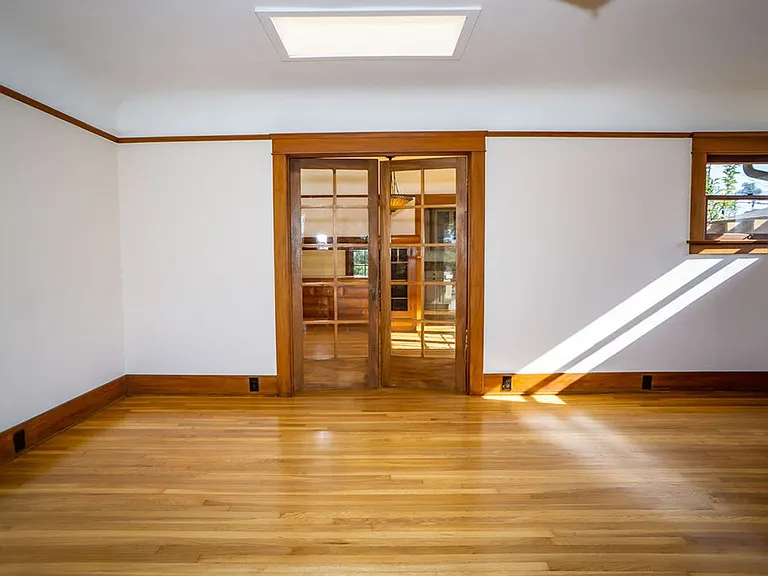 3635 Pershing Ave — Photo 10