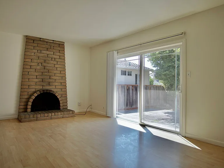 3001 Knights Bridge Rd — Photo 7