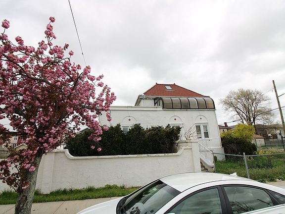 2nd image of 504 Beach 68 St #A