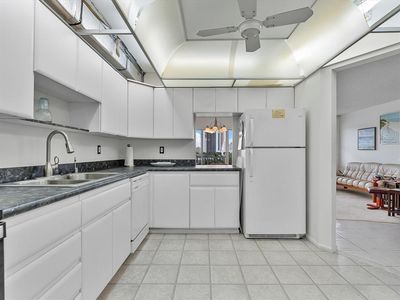 200 Diplomat Pkwy #534, Hallandale, FL, 33009