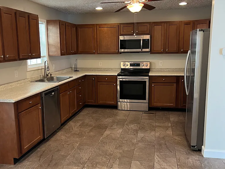 7316 Cline Ln — Photo 4