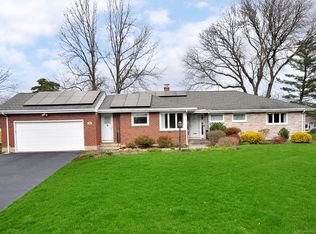 22 Kirkwood Rd, West Hartford, CT 06117