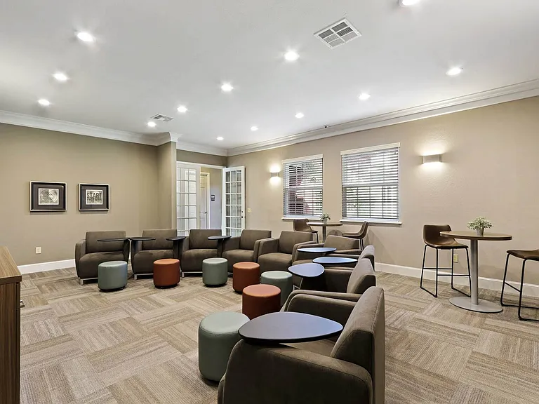 Quail Chase Apartments — Photo 16