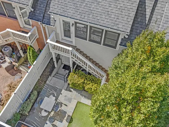 2102 Main Line Blvd, Alexandria, VA 22301