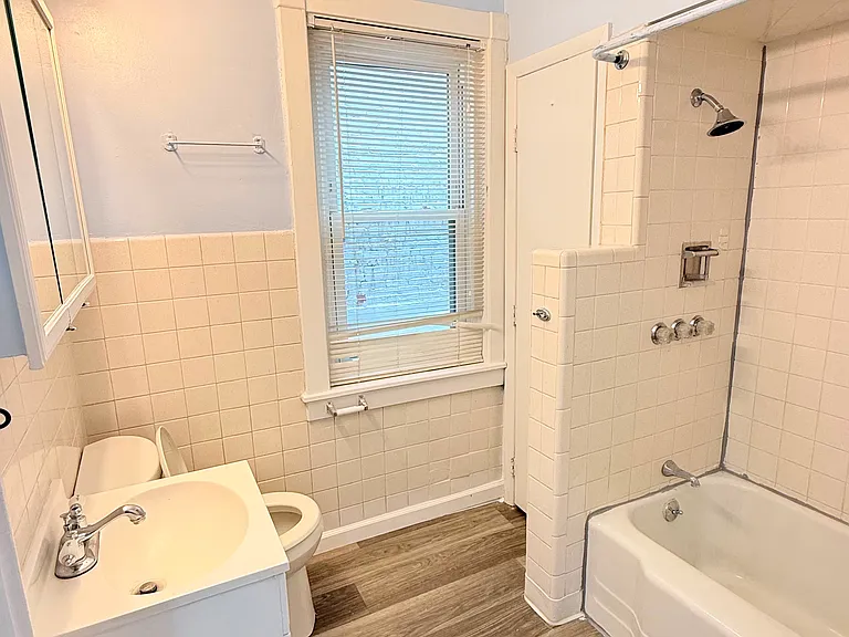 1974 Perkiomen Ave #2 — Photo 7