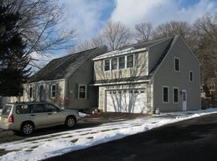 183 Topsfield Rd, Ipswich, MA 01938